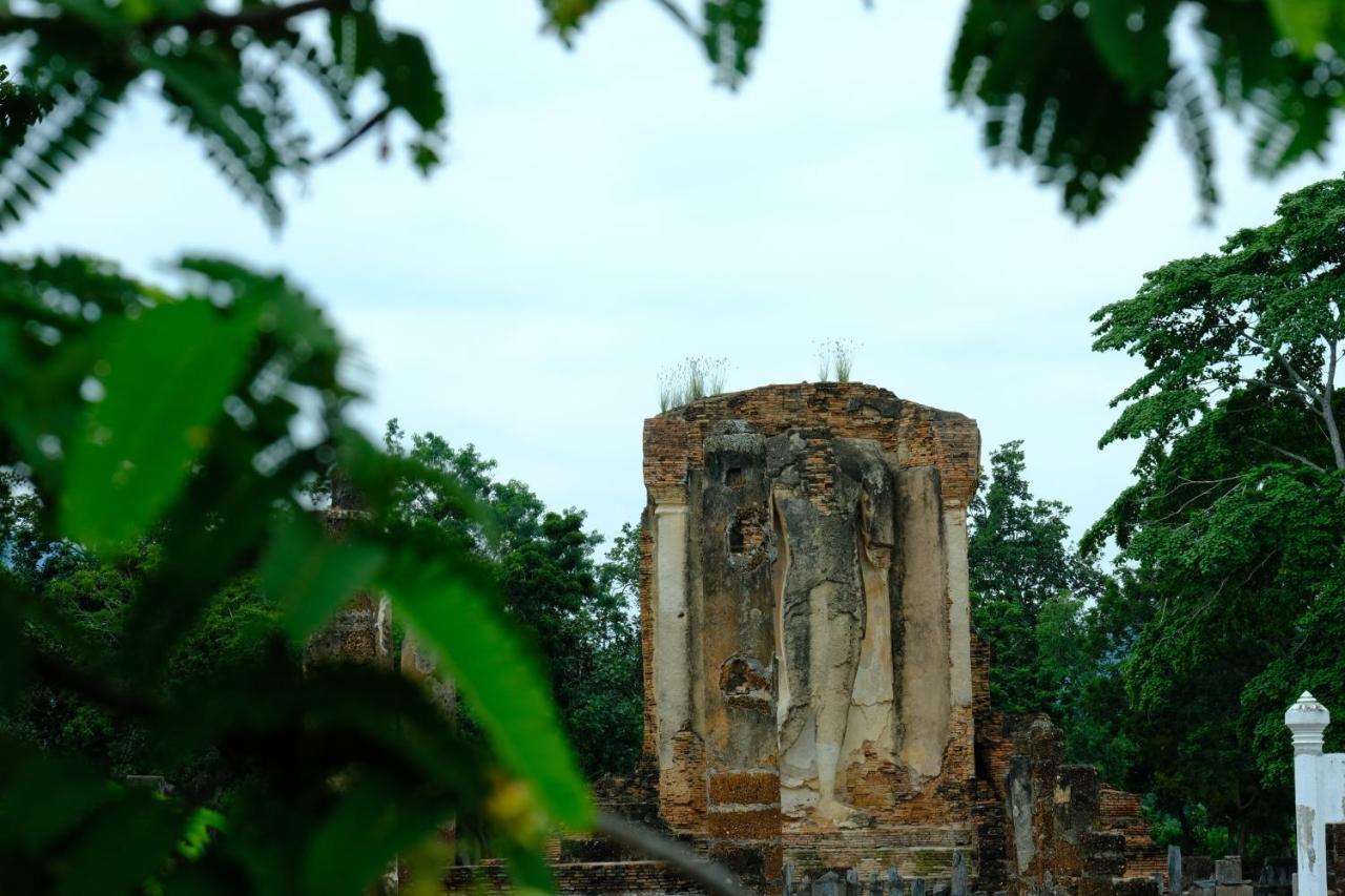 Toon Guesthouse Sukhothai Exteriör bild